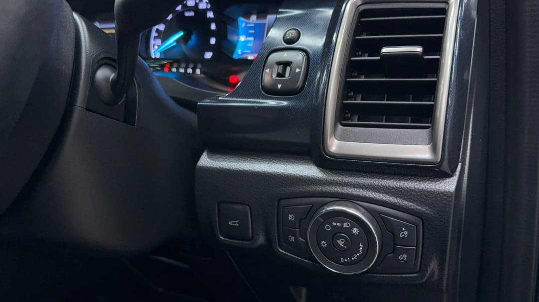 2021 Ford Everest Sport (4WD), Automatic, 64974 km, Utility Switches/Buttons