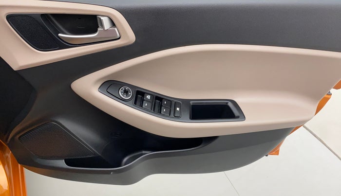 2019 Hyundai Elite i20 1.2 MAGNA PLUS VTVT, Petrol, Manual, 3,691 km, Driver Side Door Panels Controls