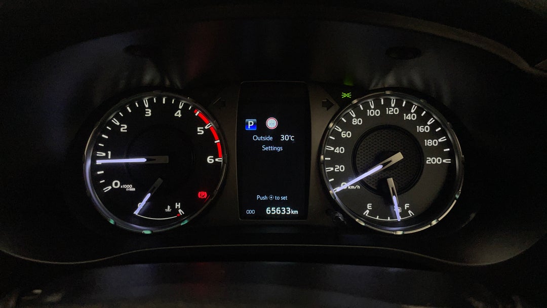 2021 Toyota Hilux Sr5 (4x4), Automatic, 65633 km, Odometer View
