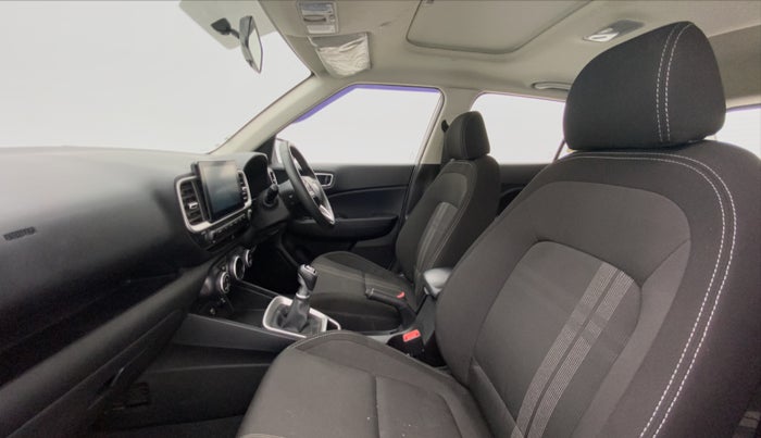 2021 Hyundai VENUE SX 1.0 GDI IMT, Petrol, Manual, 16,435 km, Right Side Front Door Cabin