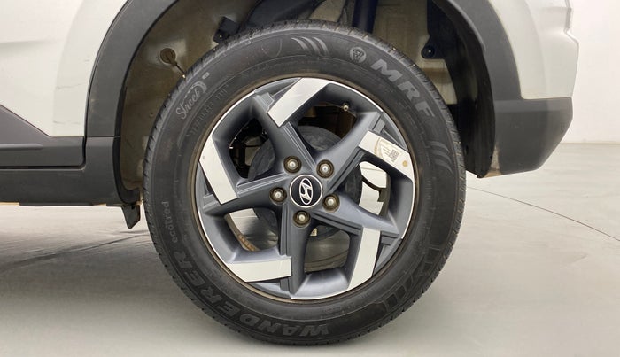 2021 Hyundai VENUE SX 1.0 GDI IMT, Petrol, Manual, 16,435 km, Left Rear Wheel