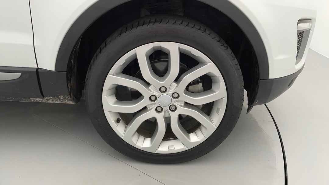 2017 Range Rover Evoque Td4 150 Se, Automatic, 59804 km, Right Front Wheel
