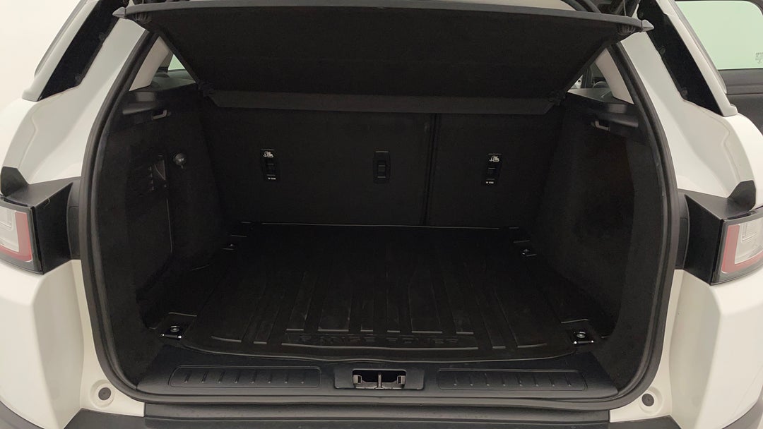 2017 Range Rover Evoque Td4 150 Se, Automatic, 59804 km, Boot Inside View