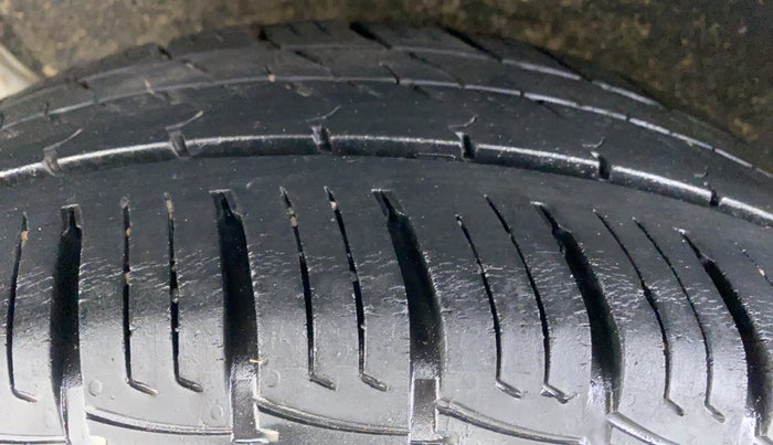 2019 Maruti Vitara Brezza VDI, Diesel, Manual, 25,691 km, Right Rear Tyre Tread