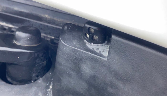 2019 Maruti Vitara Brezza VDI, Diesel, Manual, 25,691 km, Front windshield - Wiper nozzle not functional