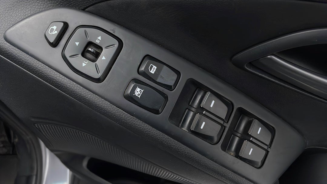 Drivers Side Door Panel Controls