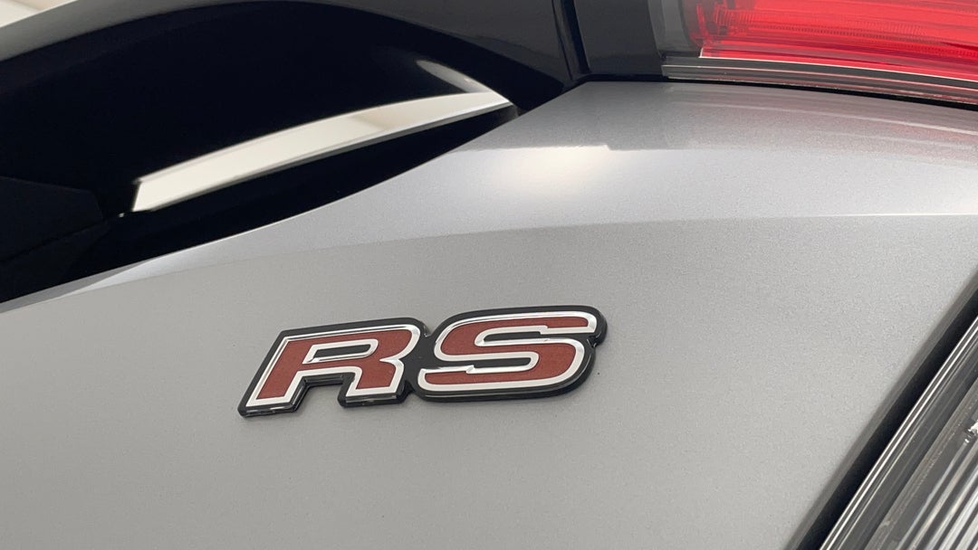 Badge (Boot Right Side)