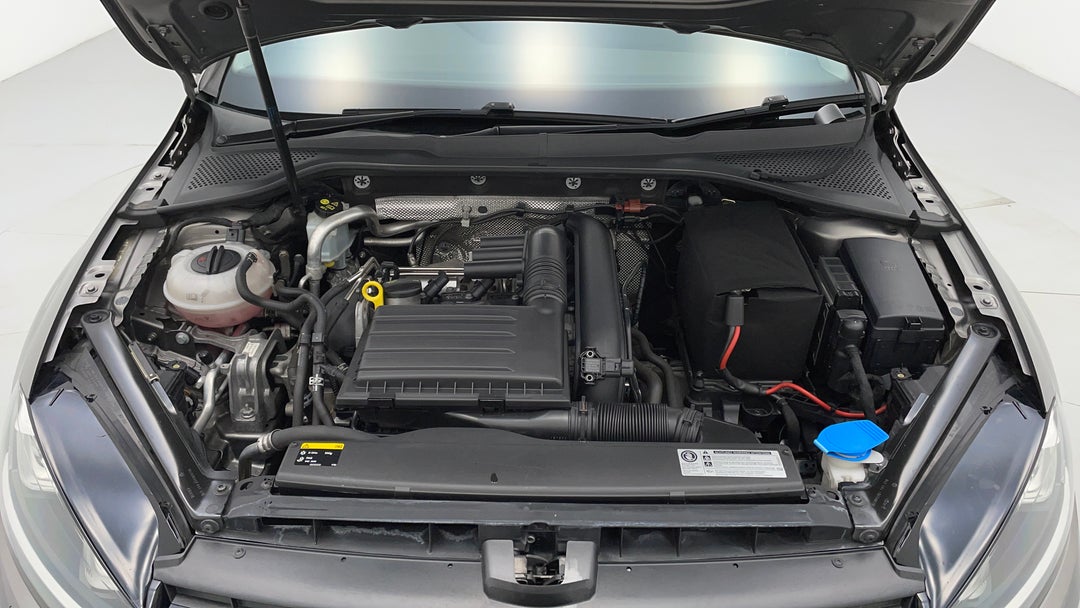 Open Bonnet (Engine)