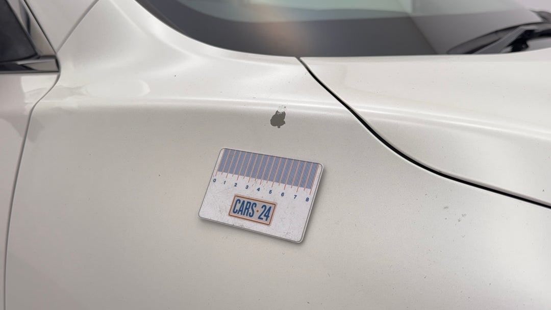 2017 Nissan X-trail St-l (2wd), Automatic, 108741 km, Quarter Panel Front RHS Guard Chip