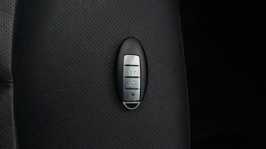 2017 Nissan X-trail St-l (2wd), Automatic, 108741 km, Key Close-up