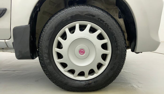 2017 Maruti Alto 800 LXI, Petrol, Manual, 63,567 km, Right Front Tyre