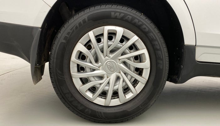 2018 Mahindra MARAZZO M2 8 STR, Diesel, Manual, 18,601 km, Right Rear Wheel