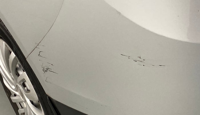 2018 Mahindra MARAZZO M2 8 STR, Diesel, Manual, 18,601 km, Rear bumper - Minor scratches
