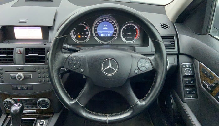 2011 Mercedes Benz C Class 	250 CDI ELEGANCE AT, Diesel, Automatic, 43,438 km, Steering Wheel Close Up