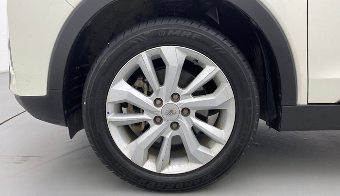 2021 Mahindra XUV300 W8 DIESEL MT, Diesel, Manual, 33,960 km, Left Front Wheel