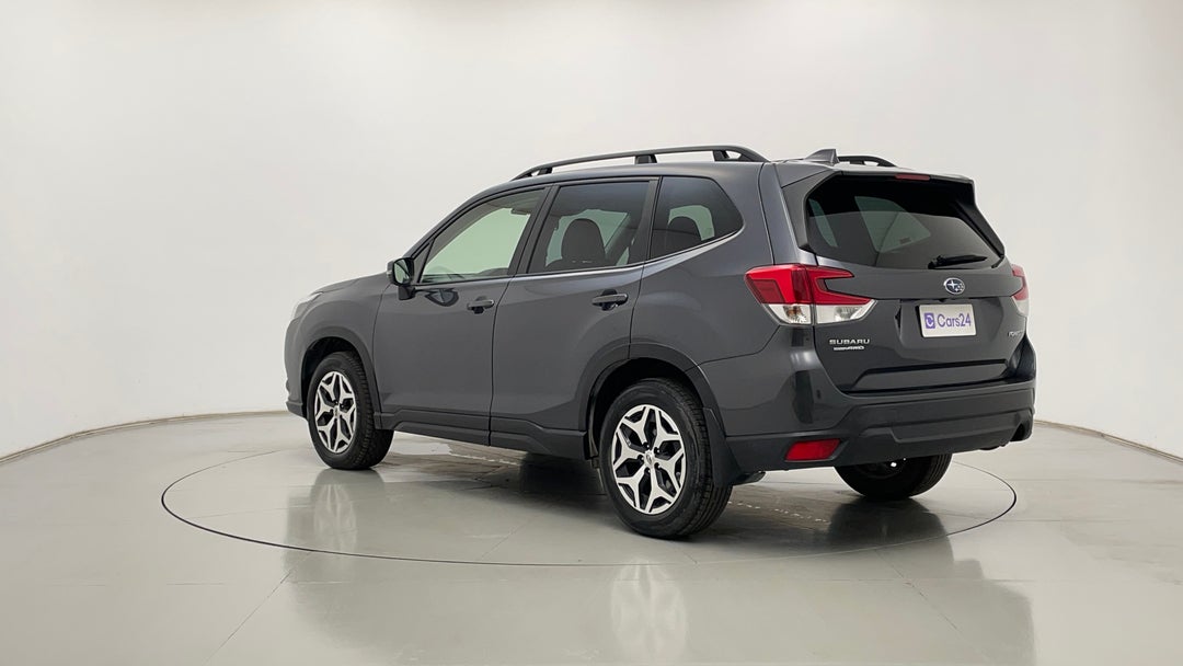 Left Back Diagonal (45- Degree) View