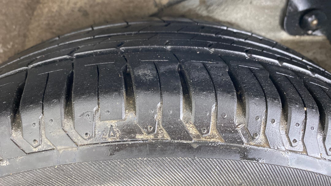 Left Rear Tyre Tread