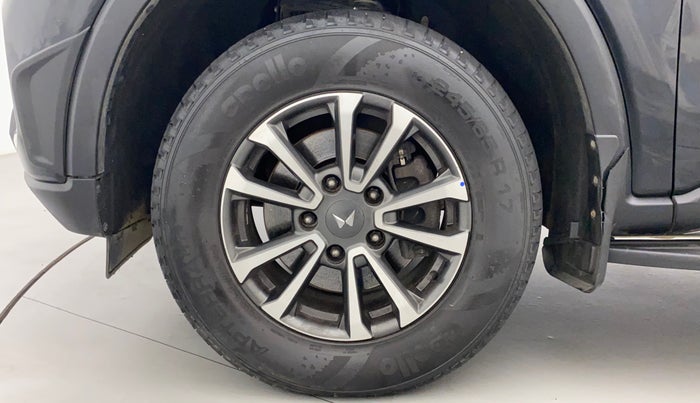2022 Mahindra SCORPIO-N Z8 L DIESEL MT 4WD 7 STR, Diesel, Manual, 23,589 km, Left Front Wheel