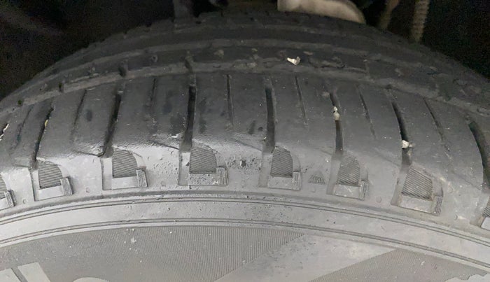 2022 Mahindra SCORPIO-N Z8 L DIESEL MT 4WD 7 STR, Diesel, Manual, 23,589 km, Left Front Tyre Tread