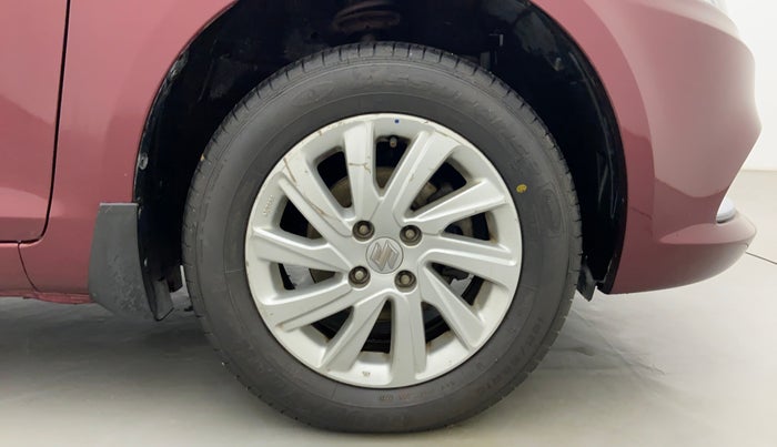 2015 Maruti Swift Dzire ZDI, Diesel, Manual, 31,708 km, Right Front Wheel