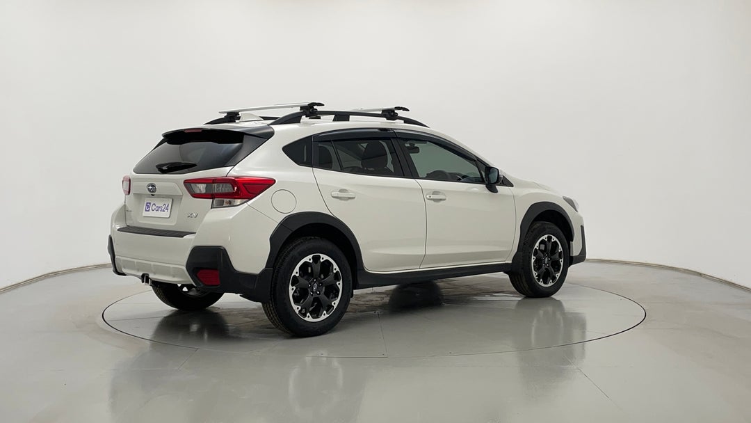 Right Back Diagonal (45- Degree) View