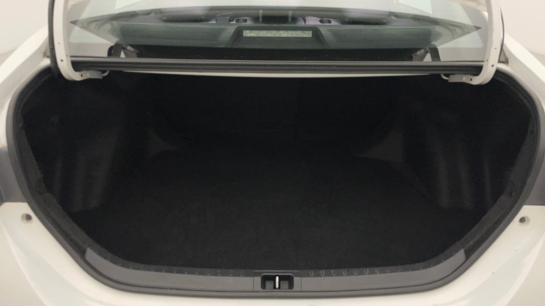 2018 Toyota Corolla Sx, Automatic, 91626 km, Boot Inside View