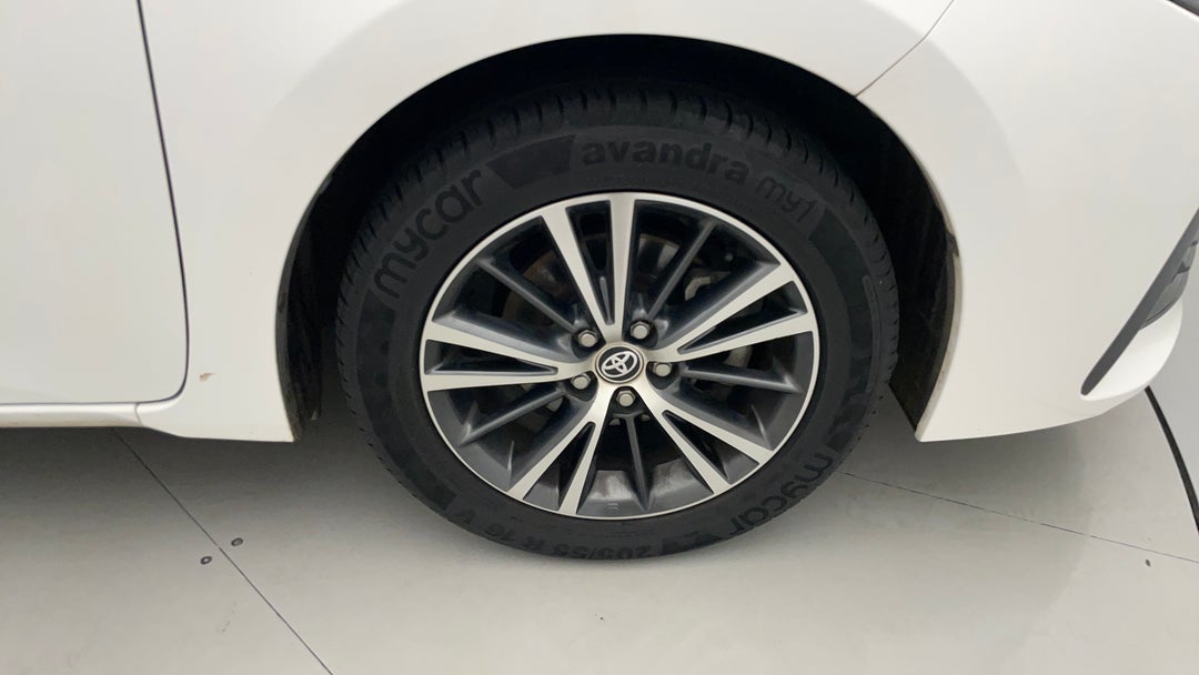 2018 Toyota Corolla Sx, Automatic, 91626 km, Right Front Wheel