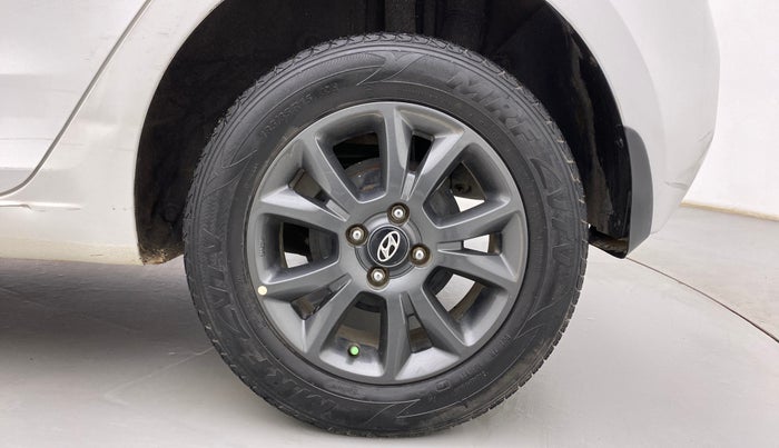 2020 Hyundai Elite i20 SPORTZ PLUS 1.2, Petrol, Manual, 53,876 km, Left Rear Wheel