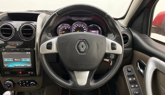 2017 Renault Duster RXZ 85 PS DIESEL, Diesel, Manual, 49,076 km, Steering Wheel Close Up
