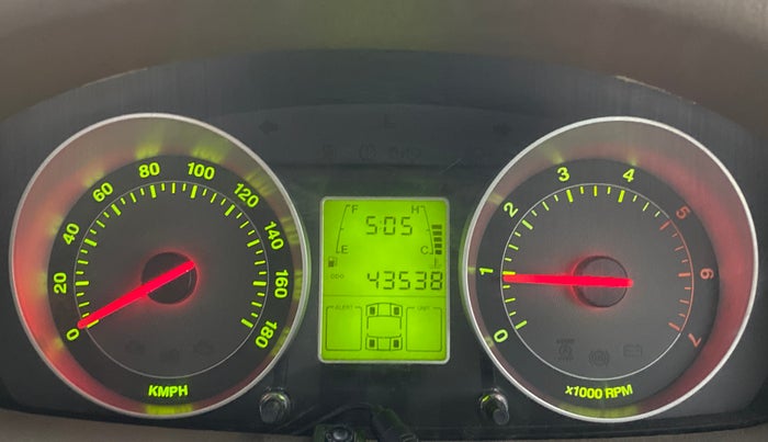 2014 Mahindra Scorpio VLX AIRBAG AT BS IV, Diesel, Automatic, 43,538 km, Odometer Image