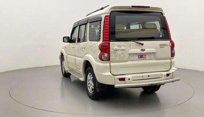 2014 Mahindra Scorpio VLX AIRBAG AT BS IV, Diesel, Automatic, 43,538 km, Left Back Diagonal