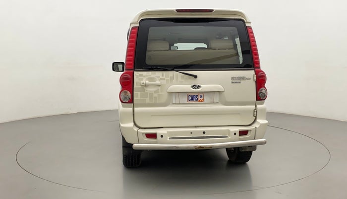 2014 Mahindra Scorpio VLX AIRBAG AT BS IV, Diesel, Automatic, 43,538 km, Back/Rear