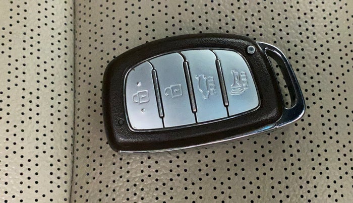 2021 Hyundai New Elantra 2.0 SX(O) AT PETROL, Petrol, Automatic, 41,907 km, Lock system - Remote key not functional