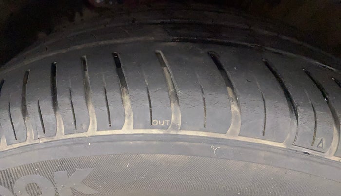 2021 Hyundai New Elantra 2.0 SX(O) AT PETROL, Petrol, Automatic, 41,907 km, Left Front Tyre Tread