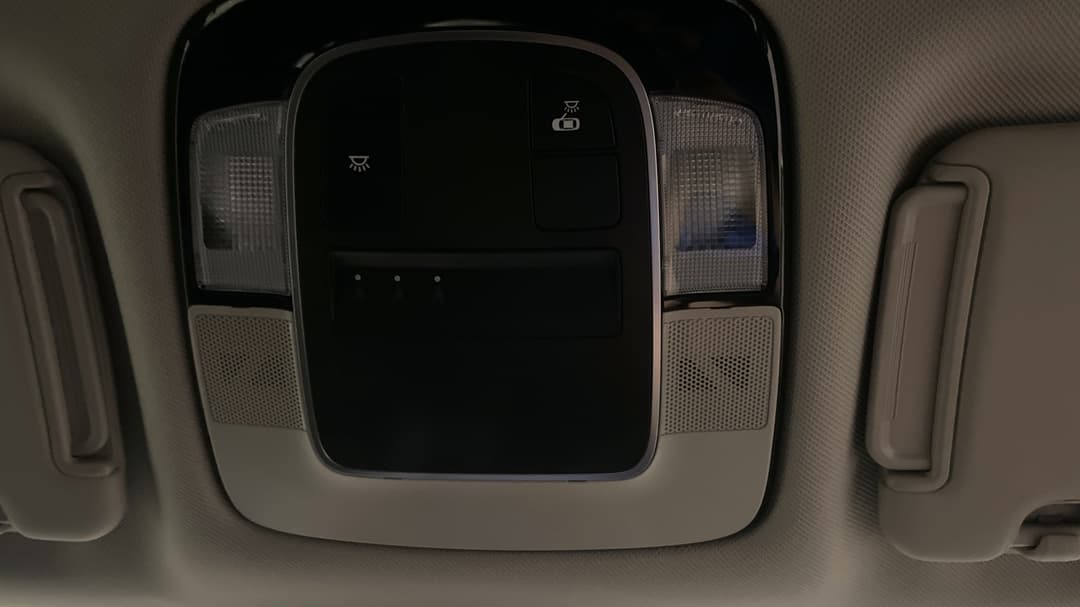 2023 Hyundai Tucson (FWD), Automatic, 49748 km, On-Roof Controls/Sunglass holder