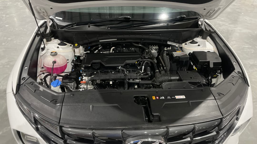 2023 Hyundai Tucson (FWD), Automatic, 49748 km, Open Bonnet (Engine)