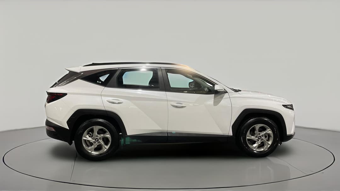 2023 Hyundai Tucson (FWD), Automatic, 49748 km, Right Side View