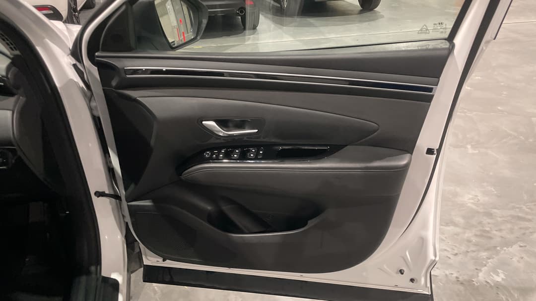 2023 Hyundai Tucson (FWD), Automatic, 49748 km, Speaker View