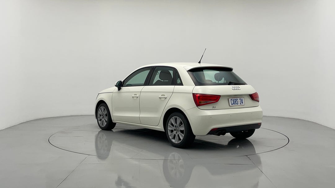 Left Back Diagonal (45- Degree) View