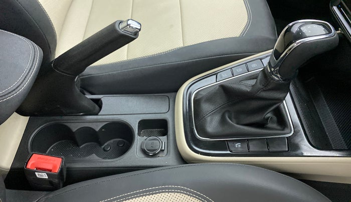 2022 Skoda SLAVIA STYLE 1.0 TSI AT, Petrol, Automatic, 2,135 km, Gear Lever