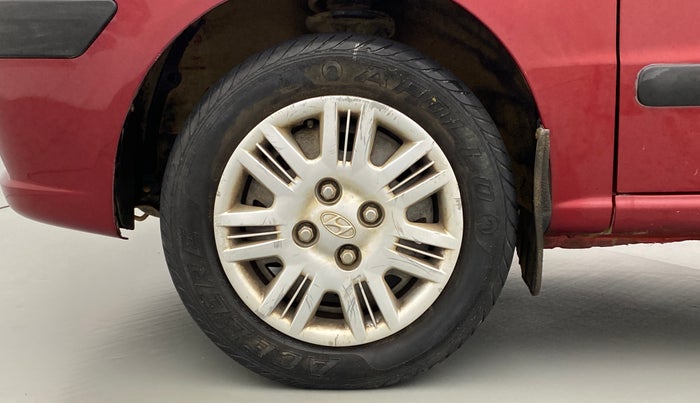 2010 Hyundai Santro Xing GLS, Petrol, Manual, 43,589 km, Left Front Wheel