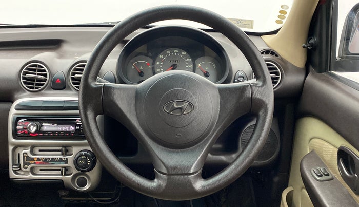 2010 Hyundai Santro Xing GLS, Petrol, Manual, 43,589 km, Steering Wheel Close Up