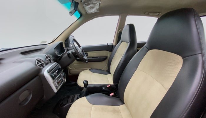 2010 Hyundai Santro Xing GLS, Petrol, Manual, 43,589 km, Right Side Front Door Cabin
