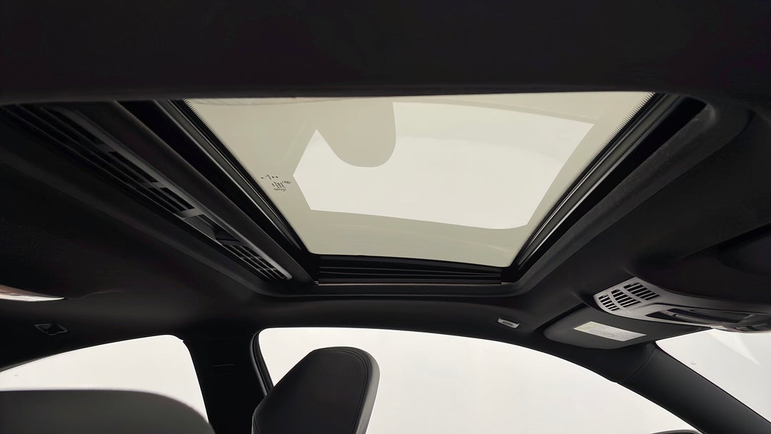 Interior Sunroof/Moonroof