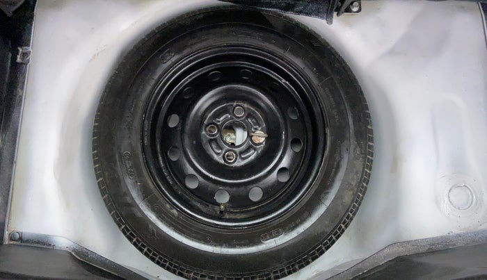 2015 Maruti Swift VDI, Diesel, Manual, 1,43,233 km, Spare Tyre