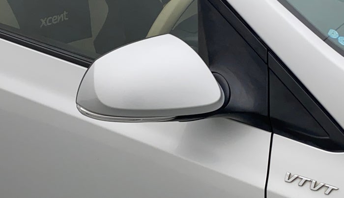 2015 Hyundai Xcent S 1.2, Petrol, Manual, 55,974 km, Right rear-view mirror - Folding motor not working