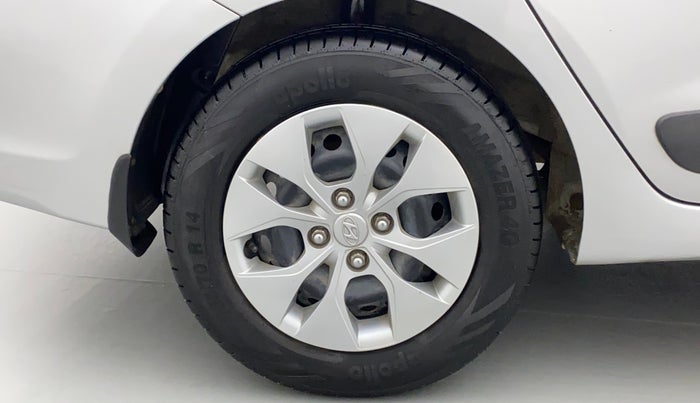 2015 Hyundai Xcent S 1.2, Petrol, Manual, 55,974 km, Right Rear Wheel