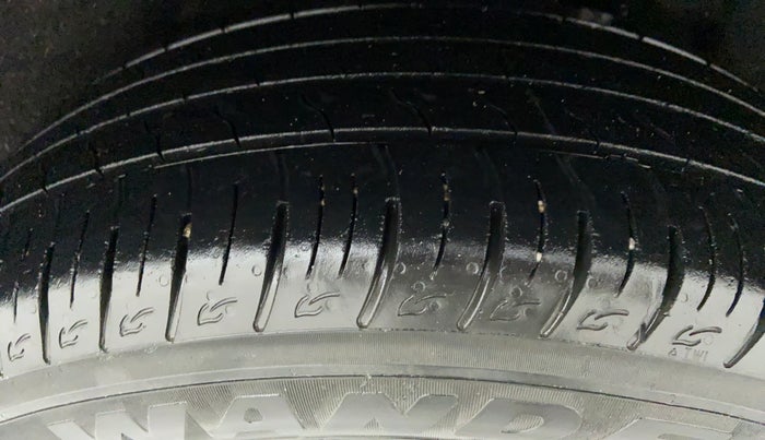 2019 Maruti Vitara Brezza VDI, Diesel, Manual, 30,971 km, Left Rear Tyre Tread