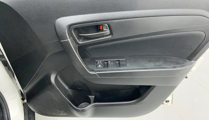 2019 Maruti Vitara Brezza VDI, Diesel, Manual, 30,971 km, Driver Side Door Panels Control