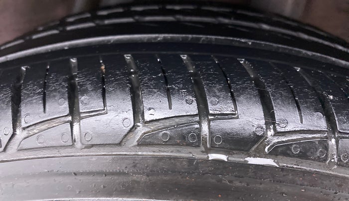 2016 Honda Jazz 1.2 S MT, Petrol, Manual, 47,175 km, Left Rear Tyre Tread